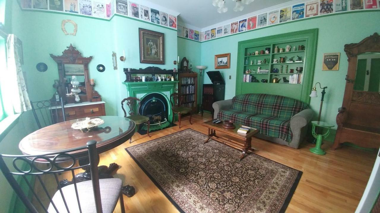 Gower Manor Historic Bed & Breakfast セントジョンズ エクステリア 写真
