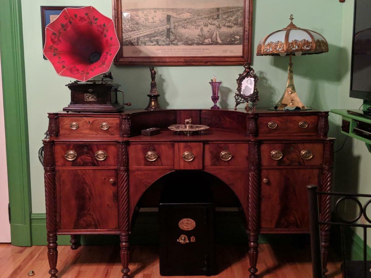 Gower Manor Historic Bed & Breakfast セントジョンズ エクステリア 写真